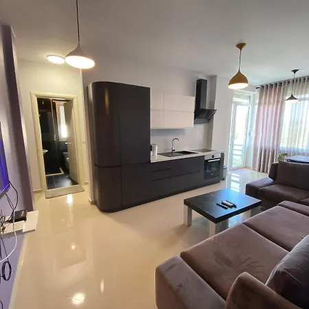 Luxury Gjiri Lalezit *